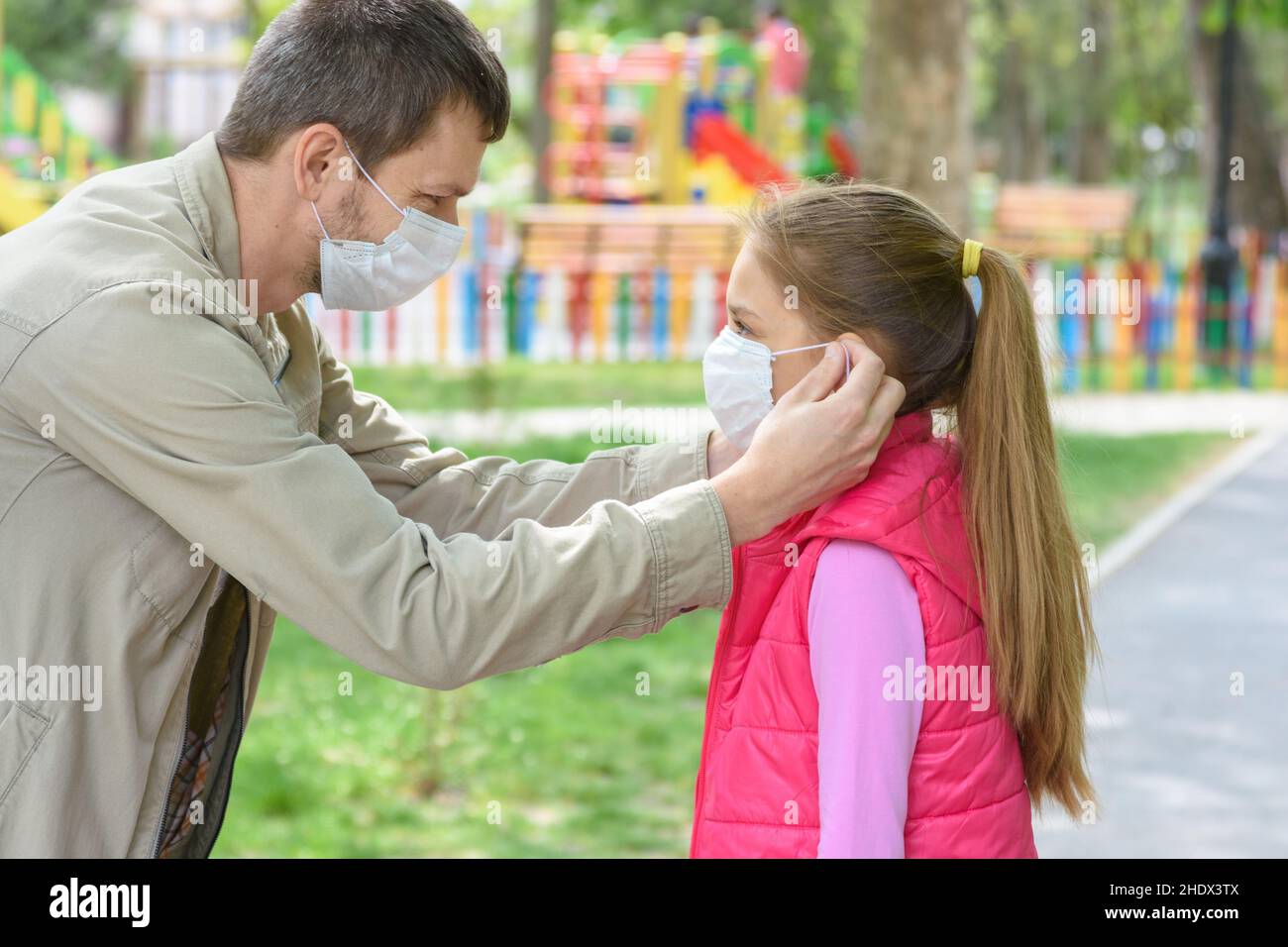 father, daughter, mouthguard, corona virus, dad, fathers, daughters, mouthguards Stock Photo