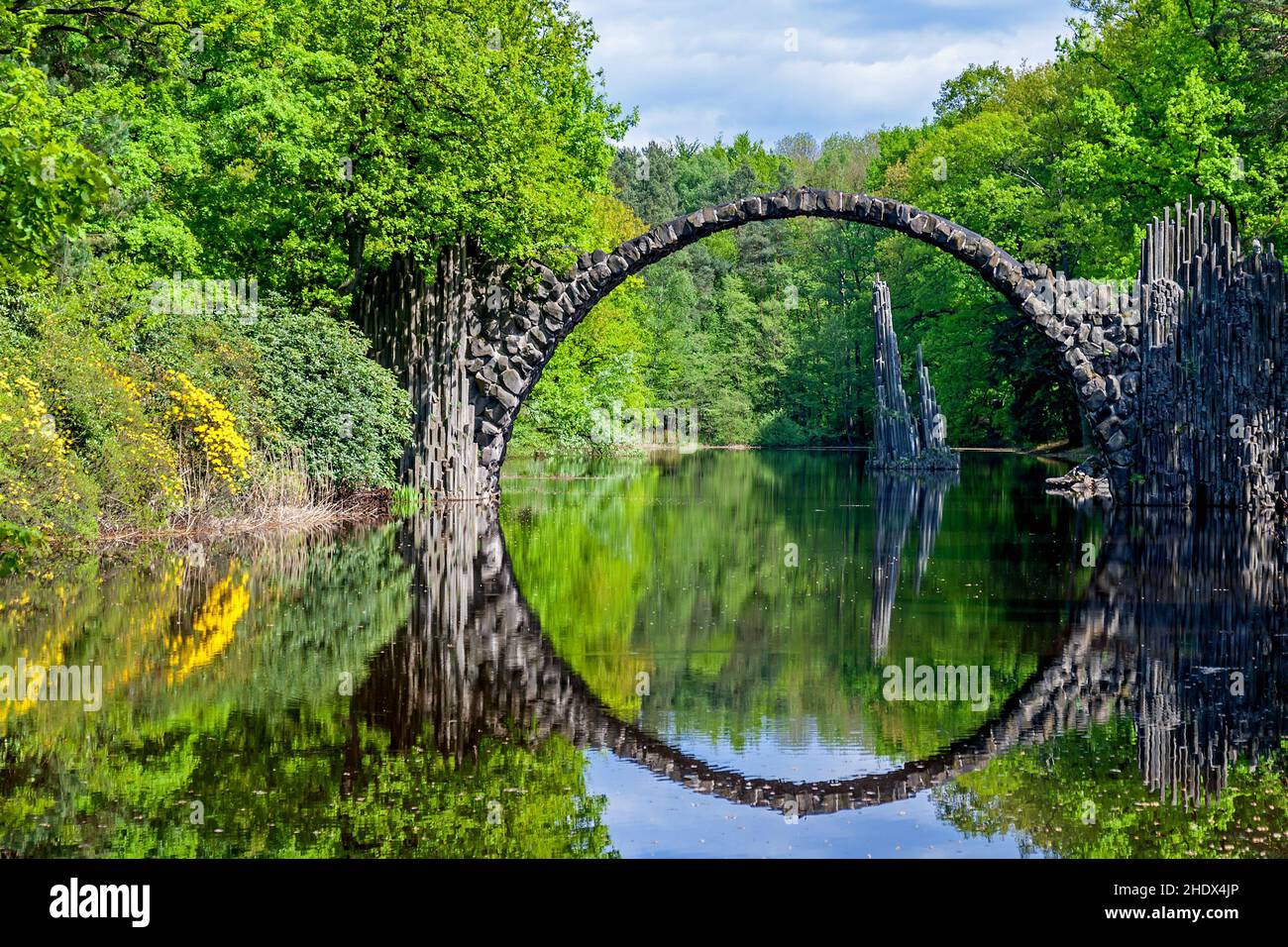 devil's bridge, kromlau, rakotz bridge, devil's bridges Stock Photo - Alamy