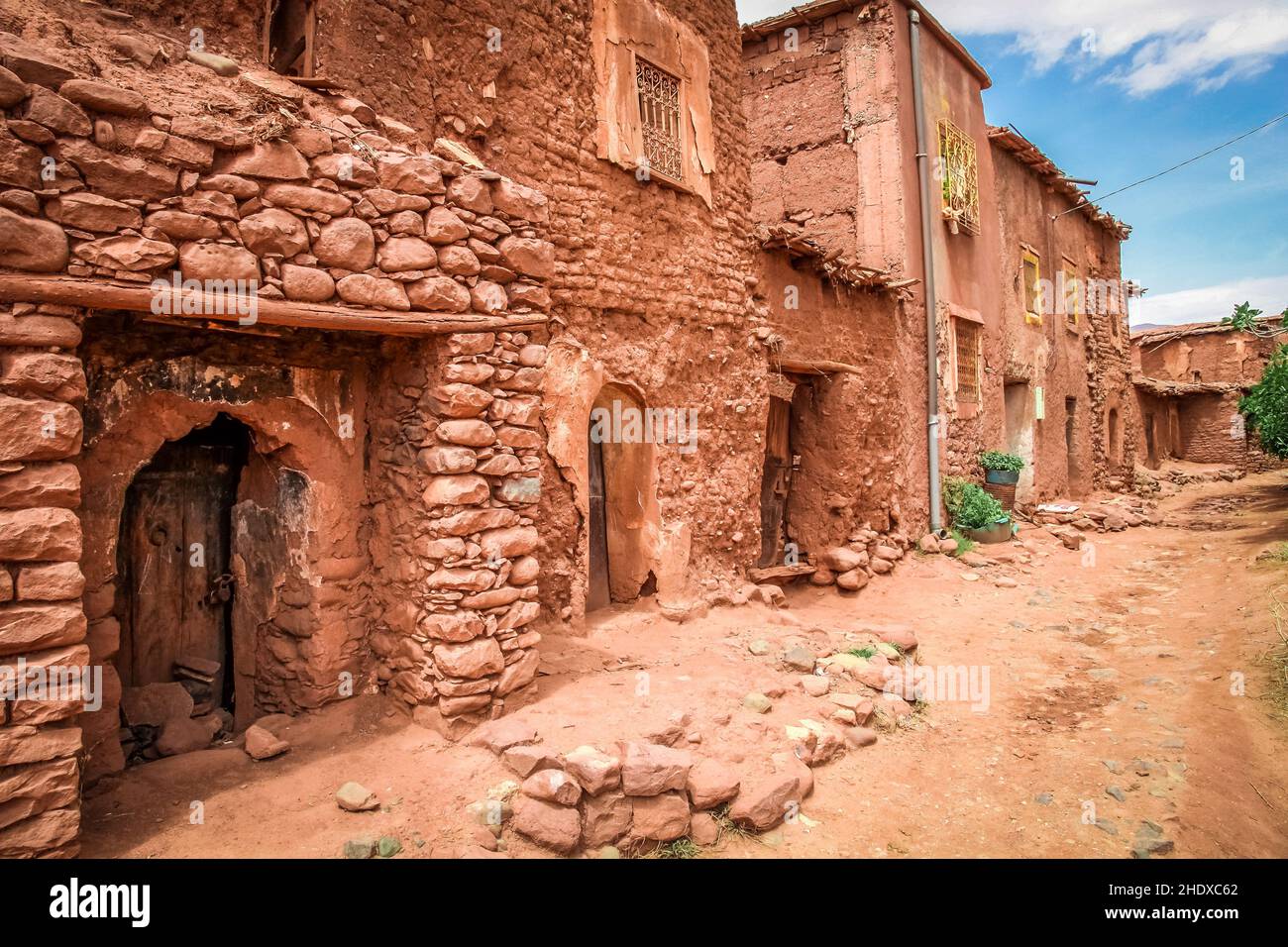 Adobe villages hi-res stock photography and images - Alamy