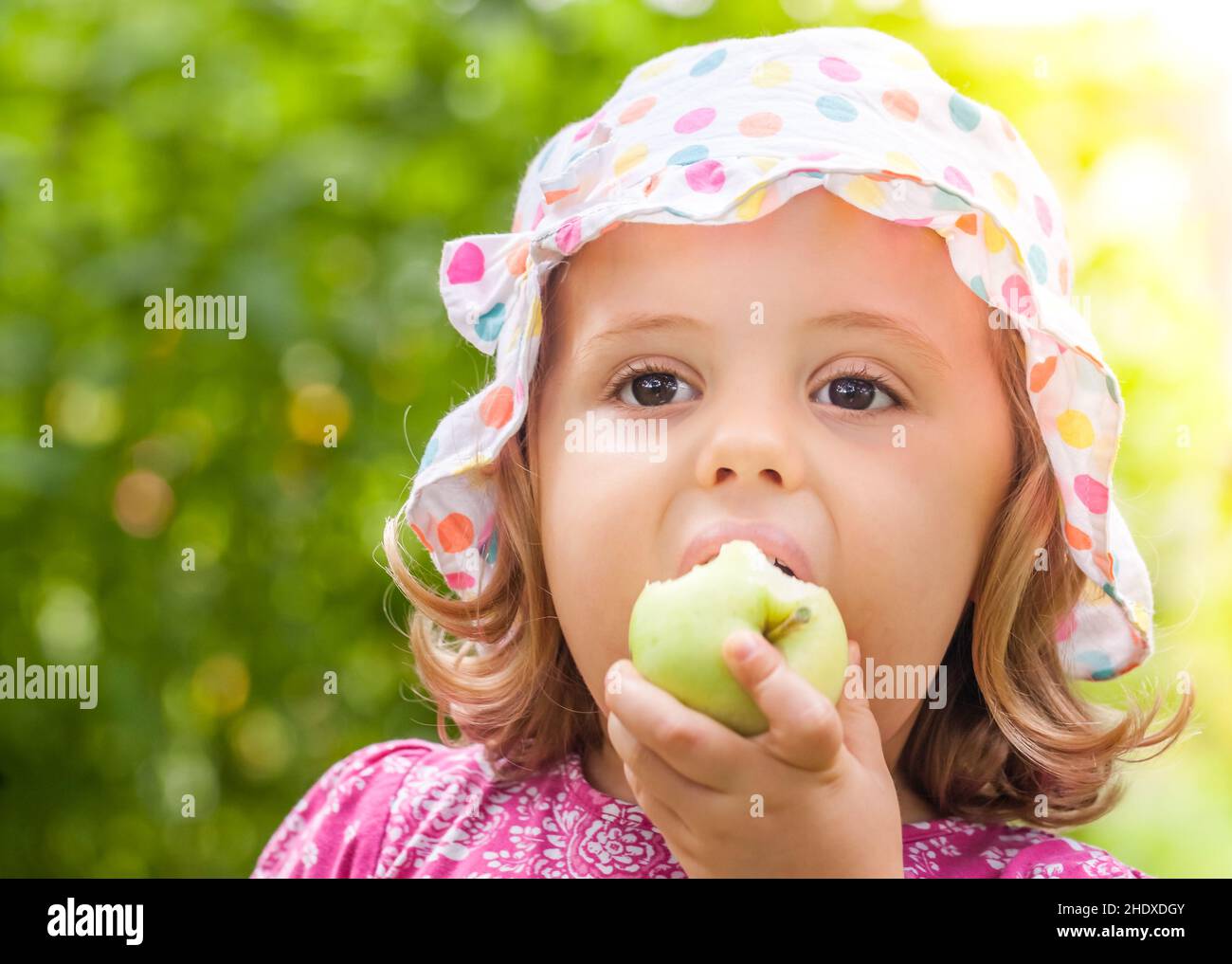 girl, eating, apple, girls, eat, apples Stock Photo