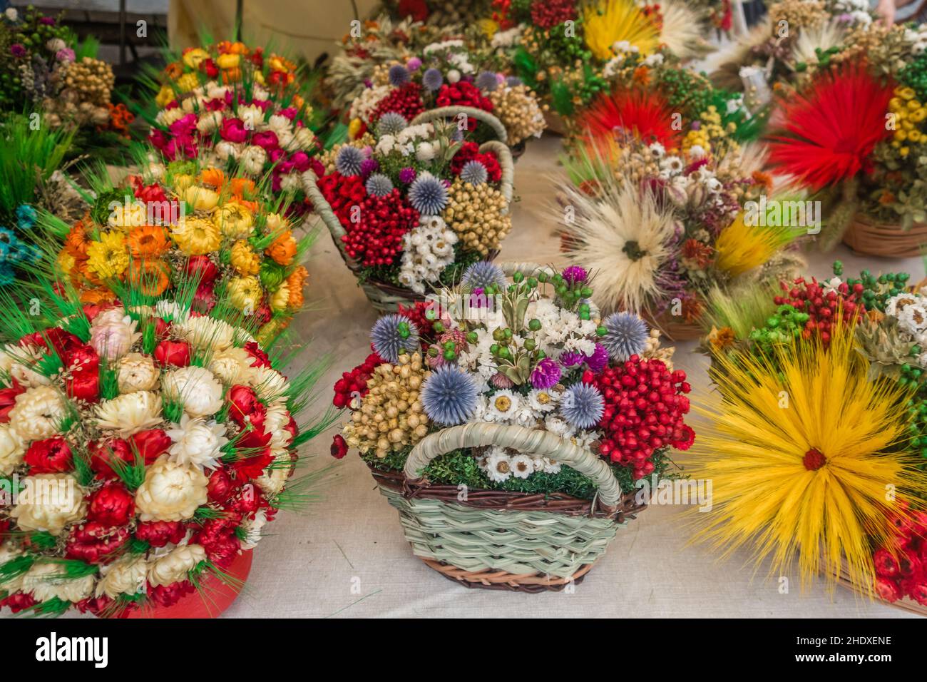 Flower stall arrangements hi-res stock photography and images - Alamy