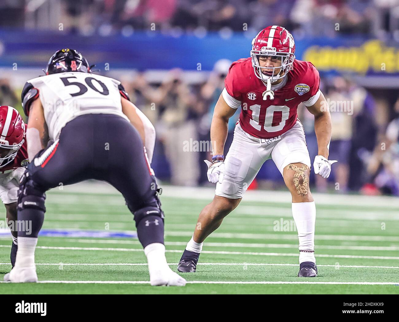 December 31, 2021 Alabama Crimson Tide linebacker Henry To'o To'o (10