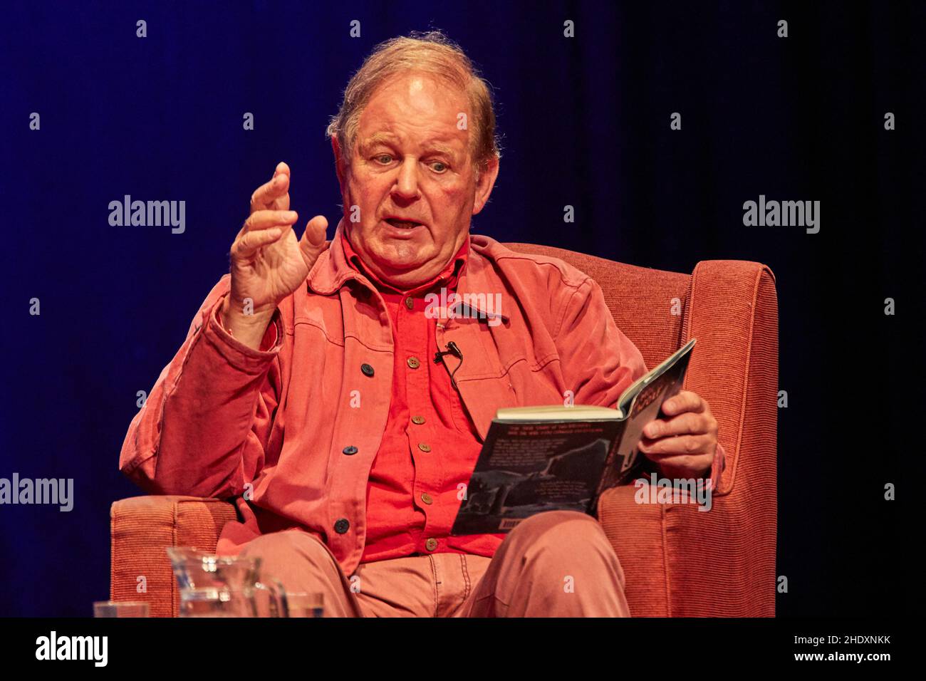 Sir Michael Andrew Bridge Morpurgo, Obe, Frsl, Fkc Stock Photo - Alamy