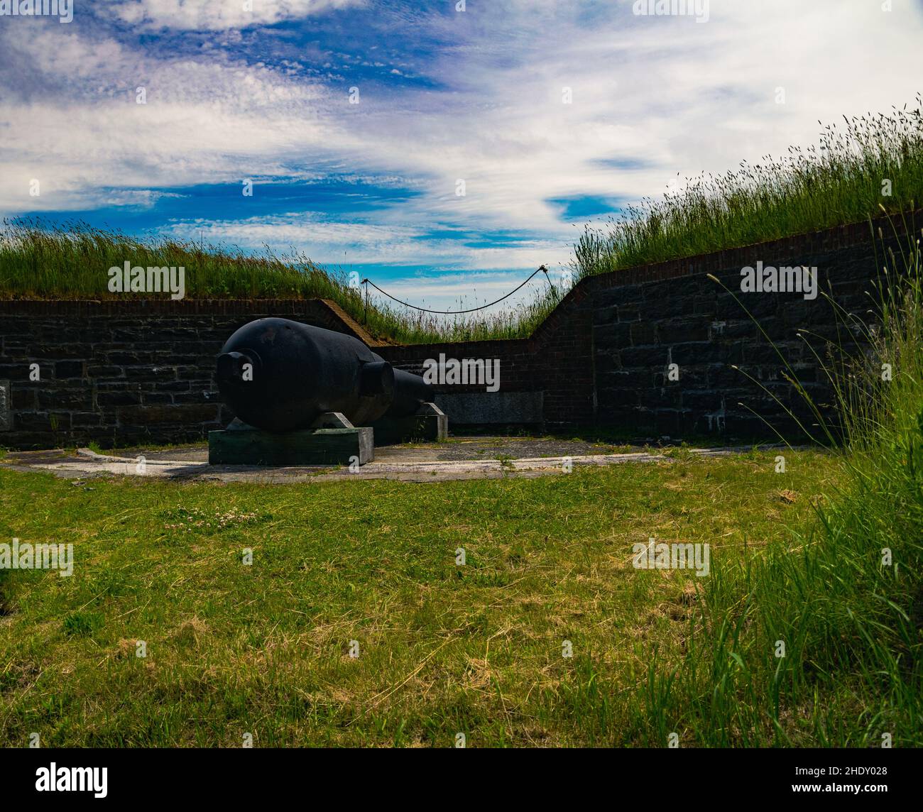 9-inch rml gun in fort charlotte on georges island Stock Photo - Alamy
