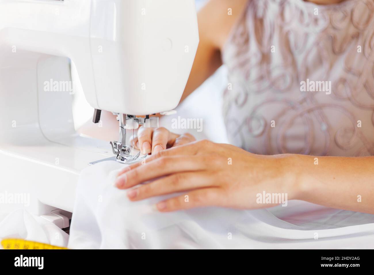 craft, textile, sewing, sewing machine, crafts, fabric, fabrics