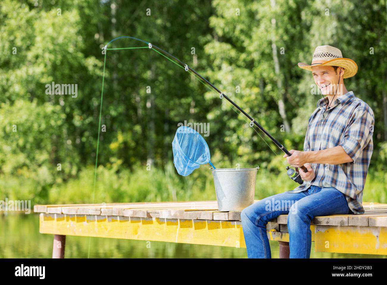 Fisherman guy hi-res stock photography and images - Page 5 - Alamy