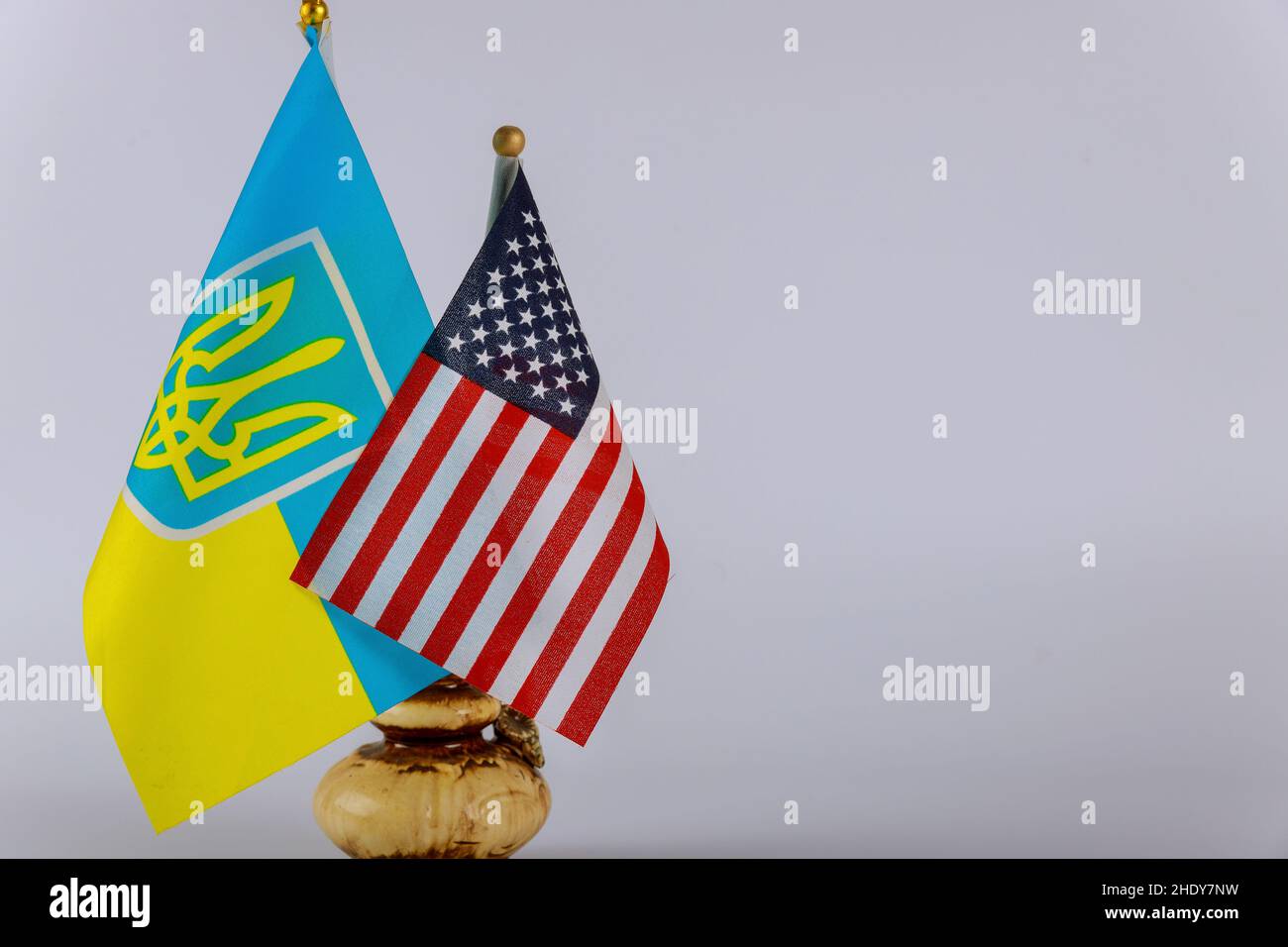 Flags united nations and ukraine hi-res stock photography and images ...