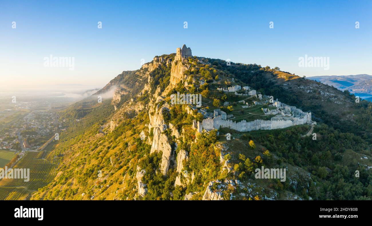 France, Ardeche, Rhone Valley, Saint Peray, Chateau de Crussol, medieval fortress of the early 12th century, ramparts and houses ruins of La Villette Stock Photo