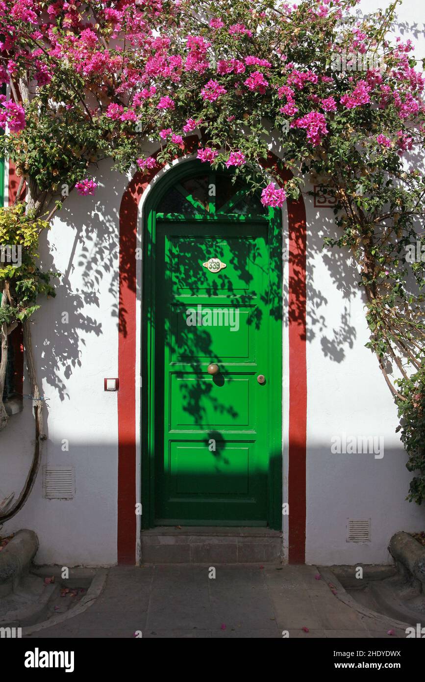 light and shadow, front door, light & shadow, light and shadows, front