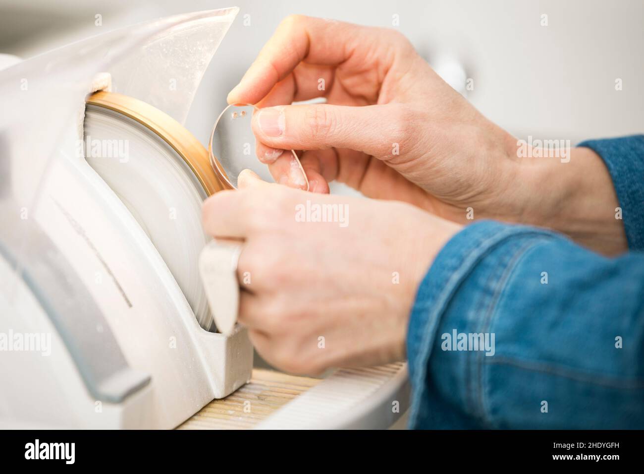 grinding, lens, lenses Stock Photo Alamy