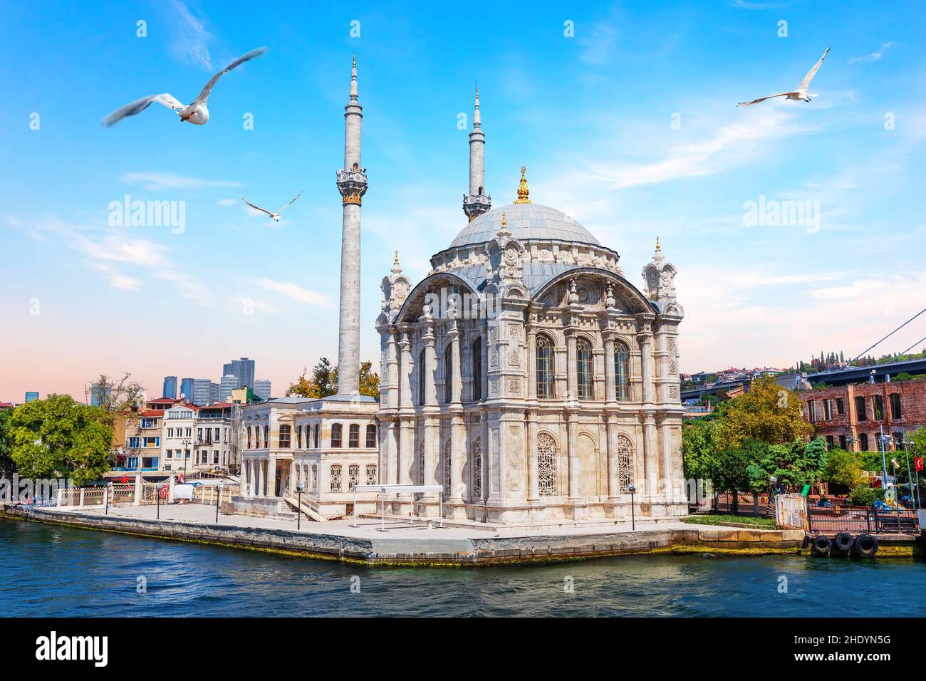 ortaköy mosque, ortaköy mosques Stock Photo Alamy
