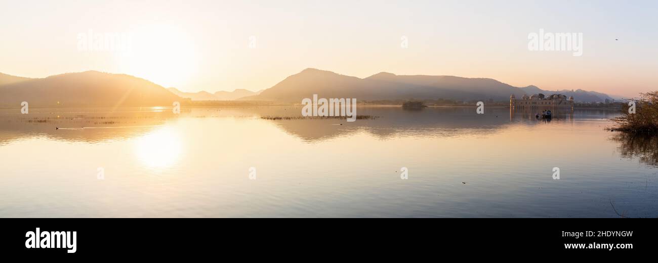 Man sagar lake hi-res stock photography and images - Alamy