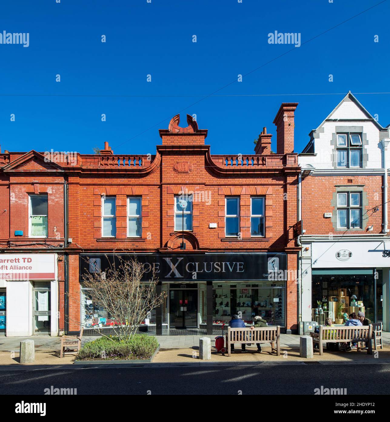 dun laoghaire shop front Stock Photo Alamy