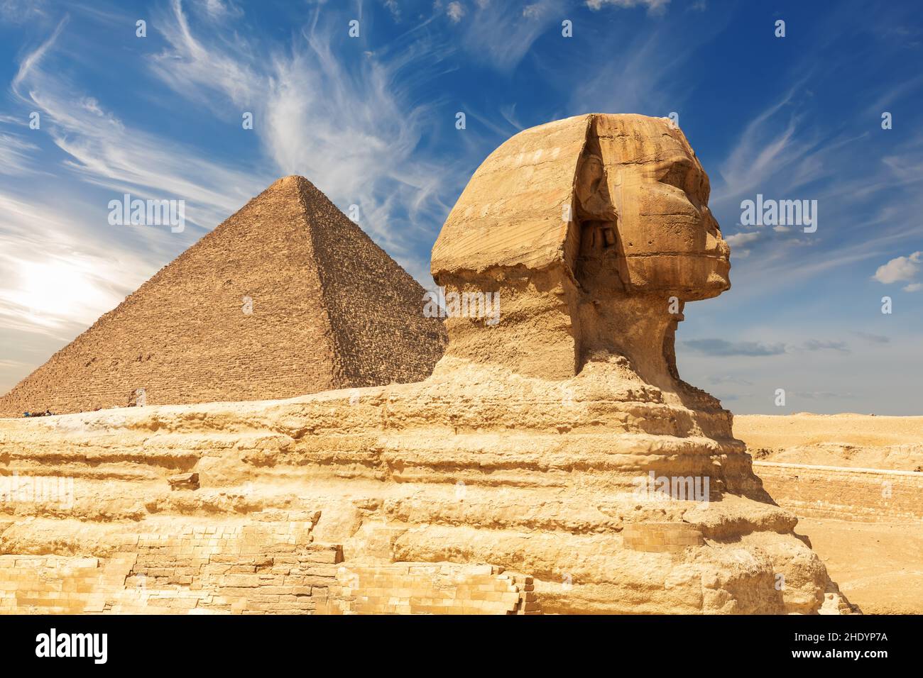Sphinx Shape pyramid shape, sphinx, pyramid shapes, sphinxs Stock Photo - Alamy