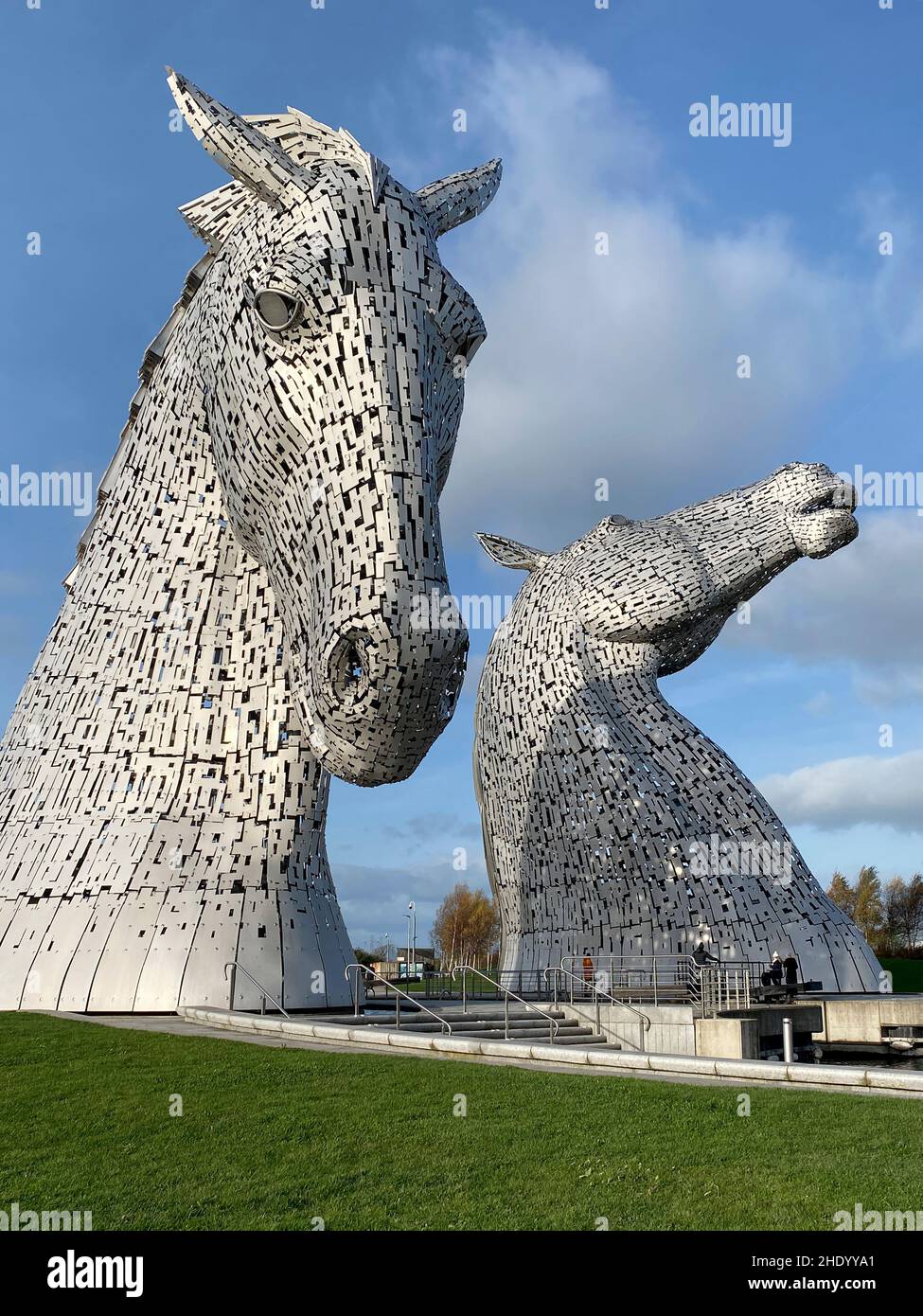 The Kelpies in Falkirk, Scotland. Two 30m high (98ft) horse-head ...
