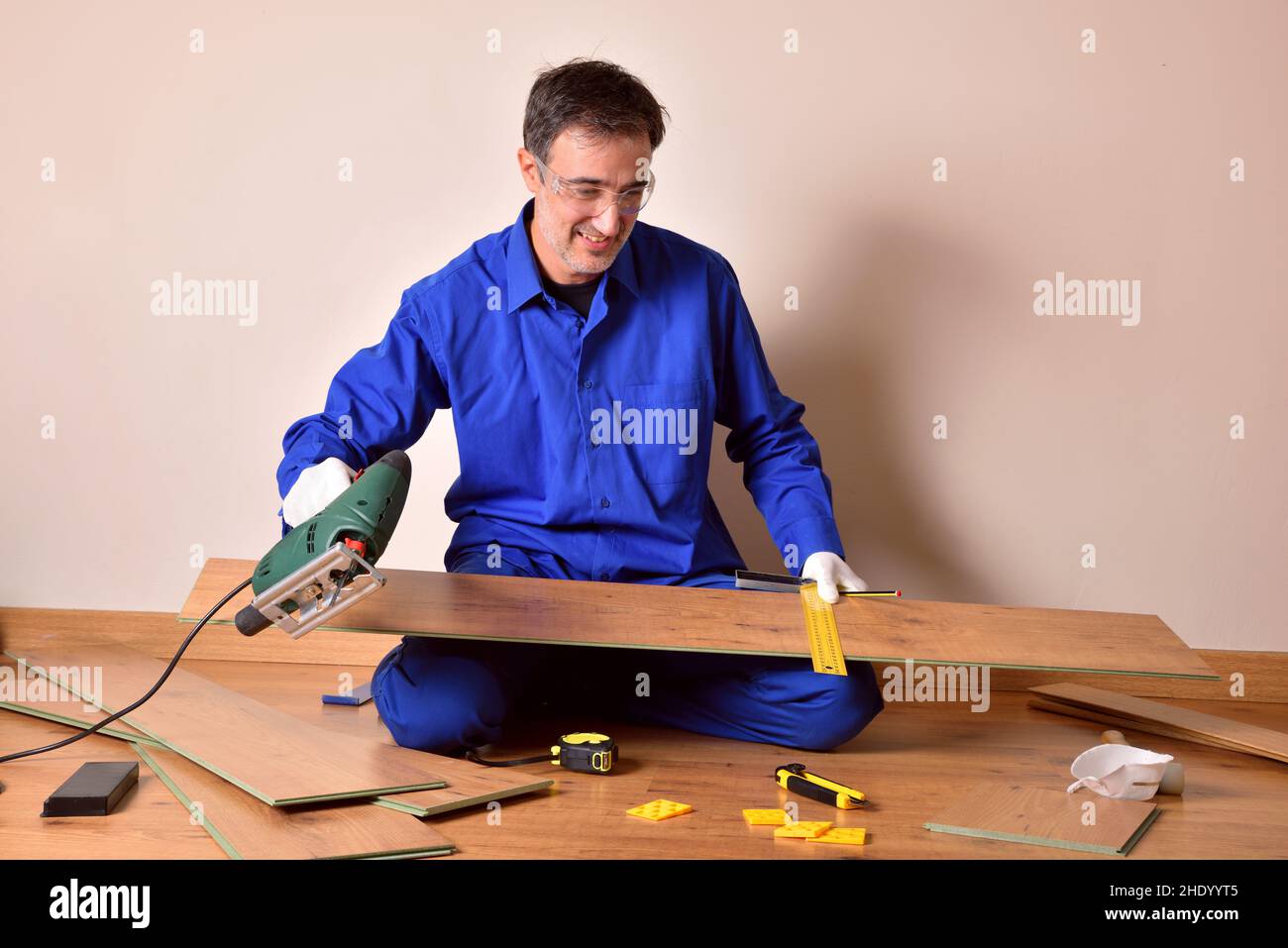 Wood cutting tools hi res stock photography and images Alamy