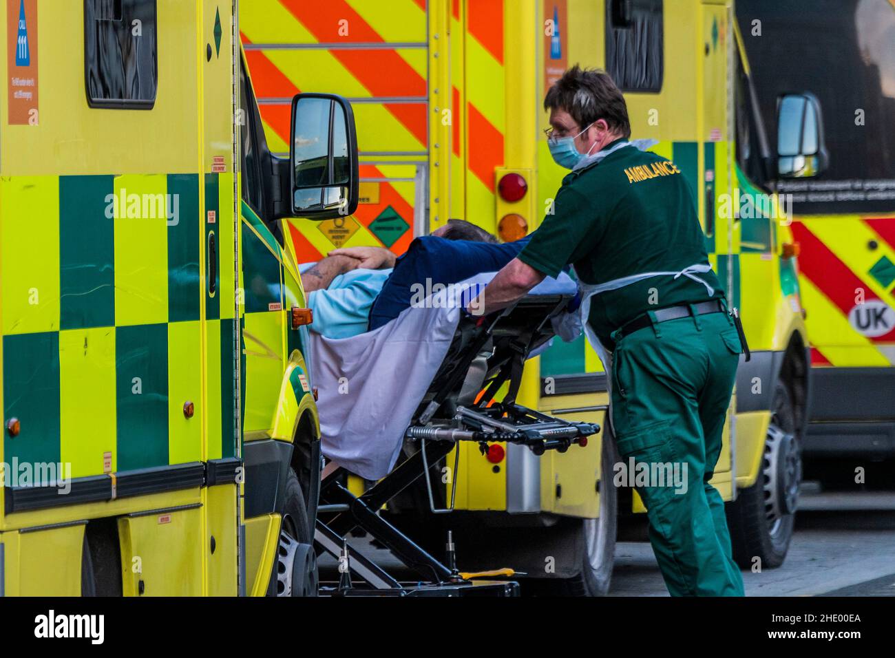 A&e uk and trolley hi-res stock photography and images - Alamy