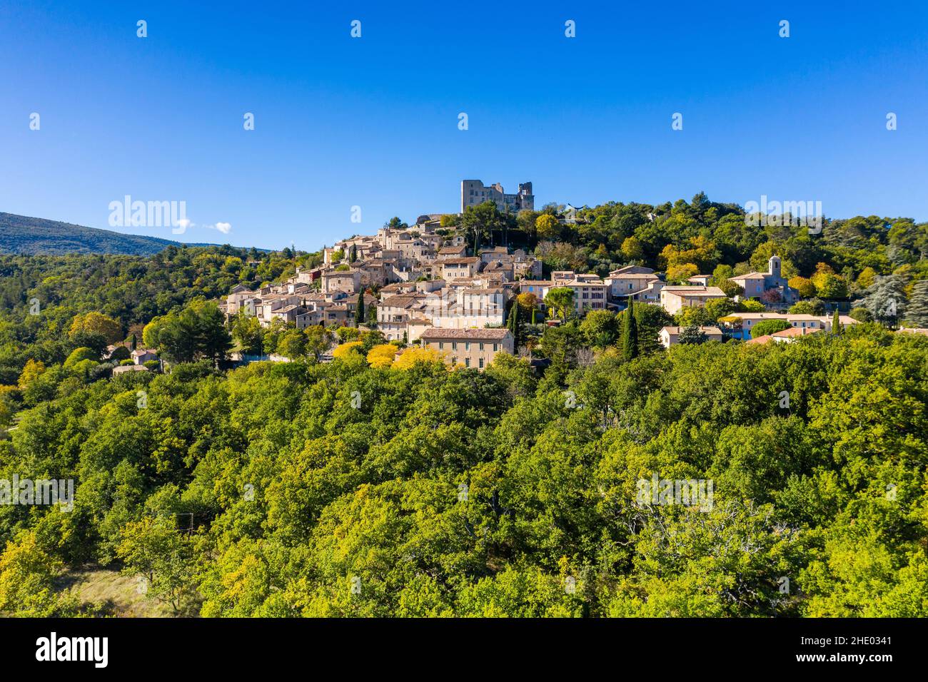Lacoste village hi-res stock photography and images - Alamy