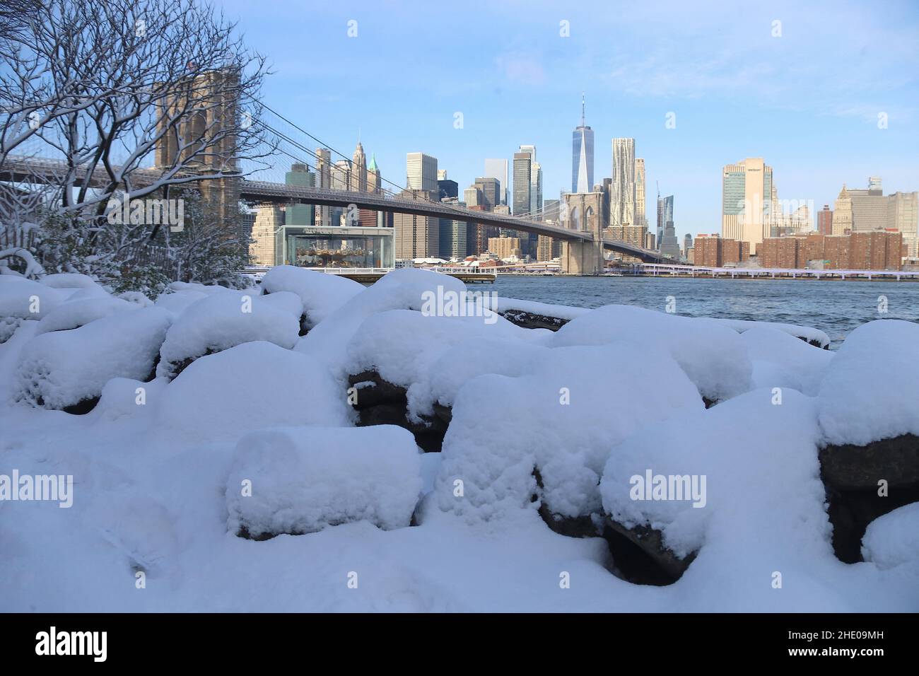 Atmosphere of the first snow of the season in New York City, NY on ...