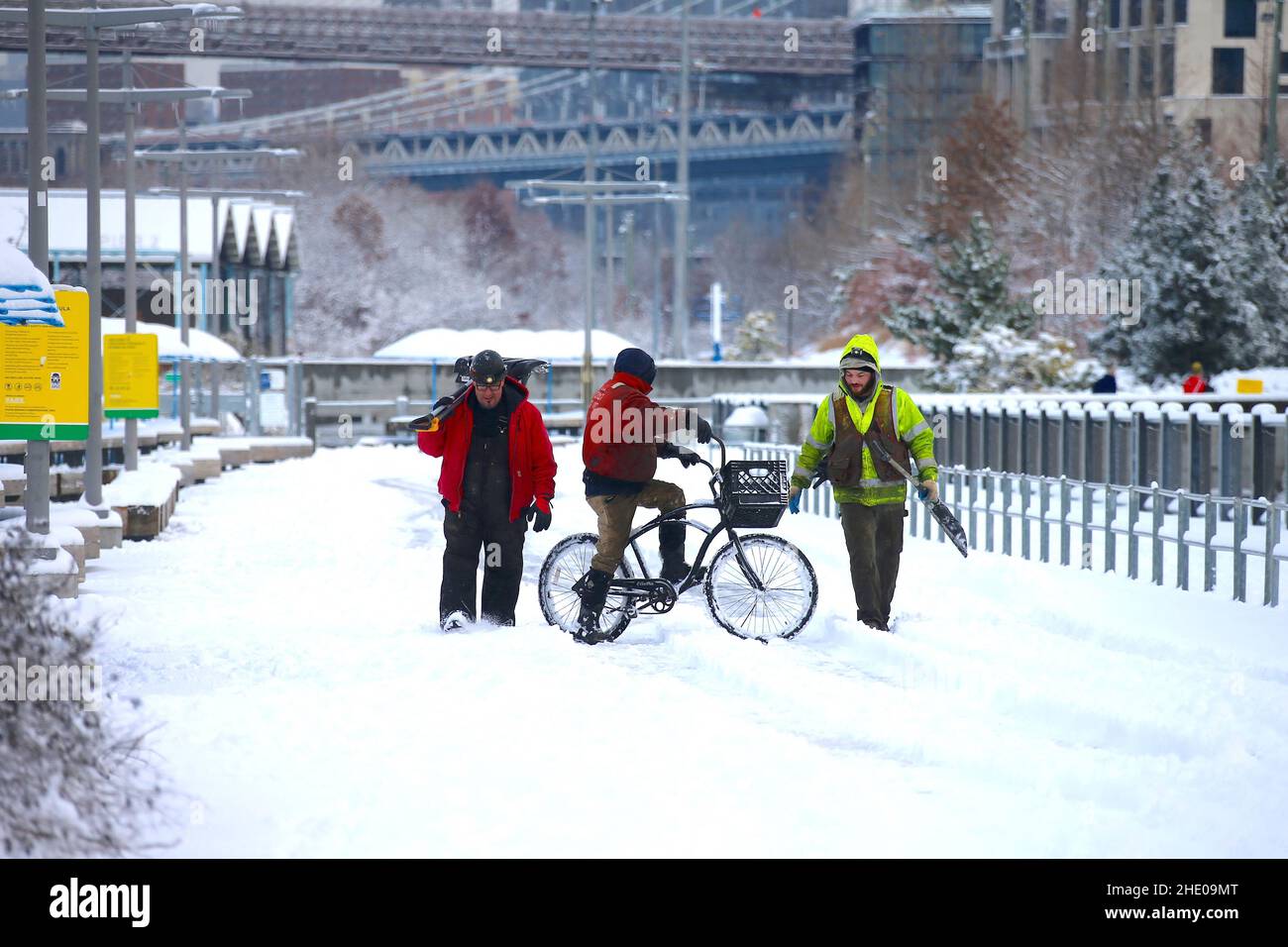 Atmosphere of the first snow of the season in New York City, NY on ...