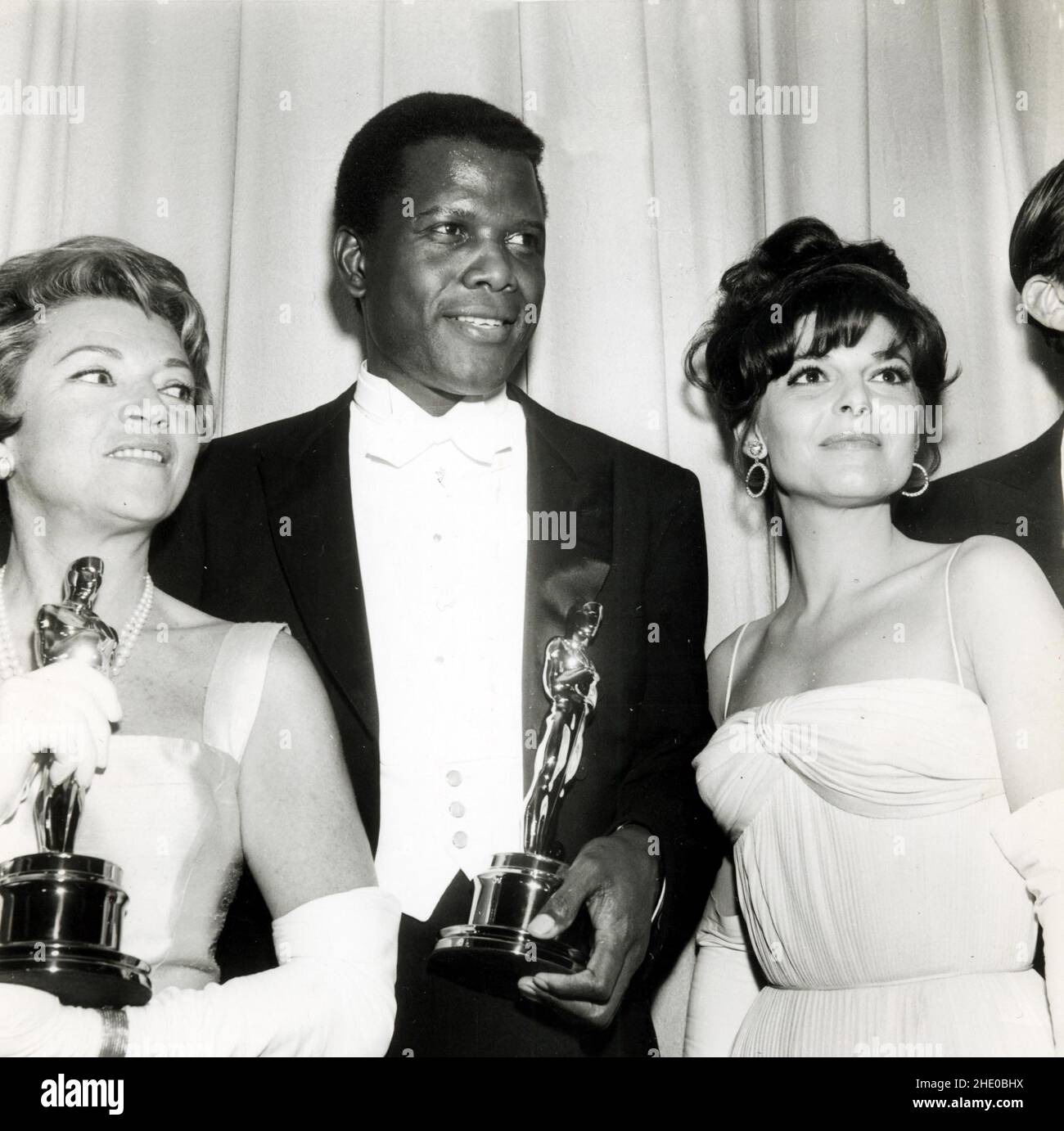Anne bancroft academy awards hi-res stock photography and images - Alamy