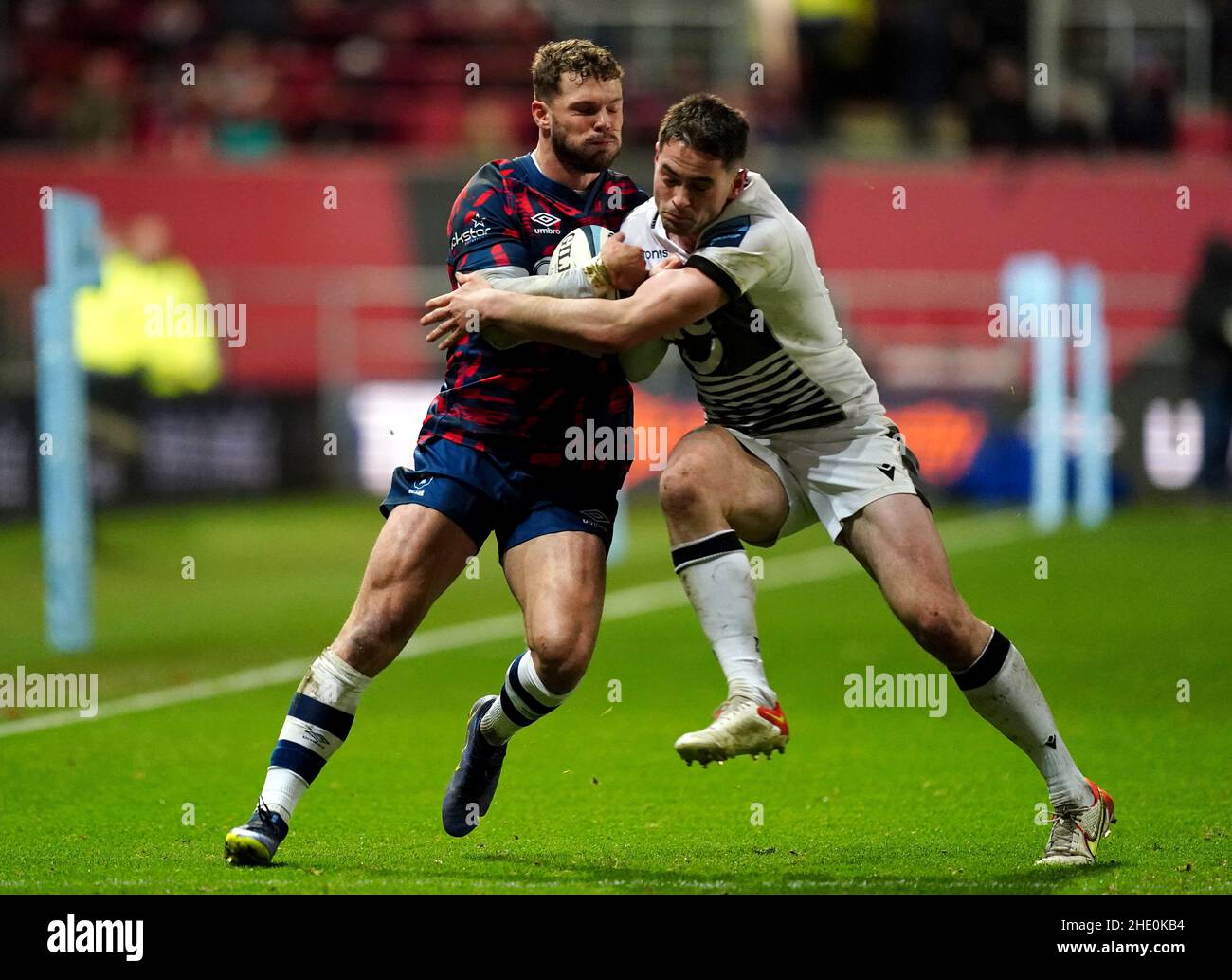 Bristol Bears' Henry Purdy (left) and Sale Sharks' Luke James during the Gallagher Premiership match at Ashton Gate, Bristol. Picture date: Friday January 7, 2022. Stock Photo