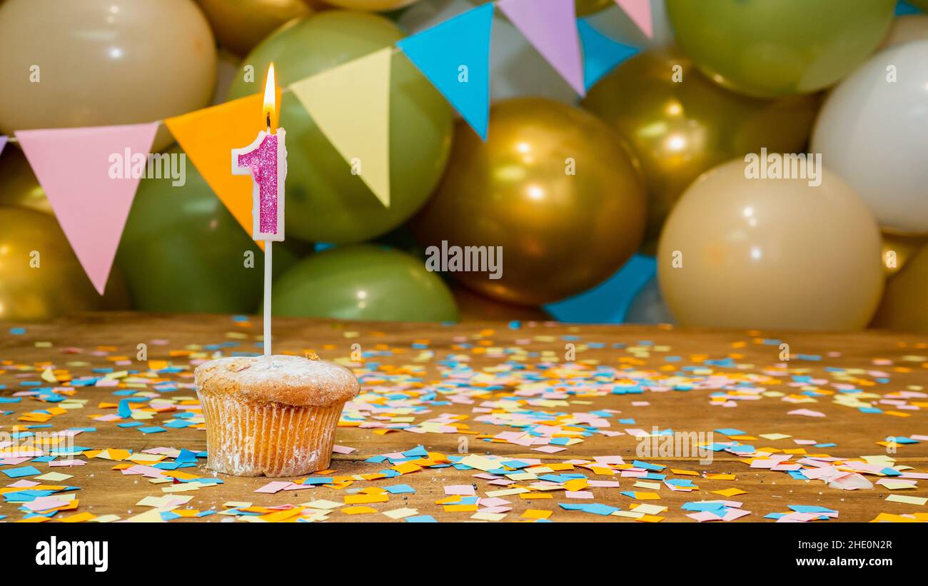 Happy Birthday Greeting Card To Baby 1 Year Old Birthday Cupcake With