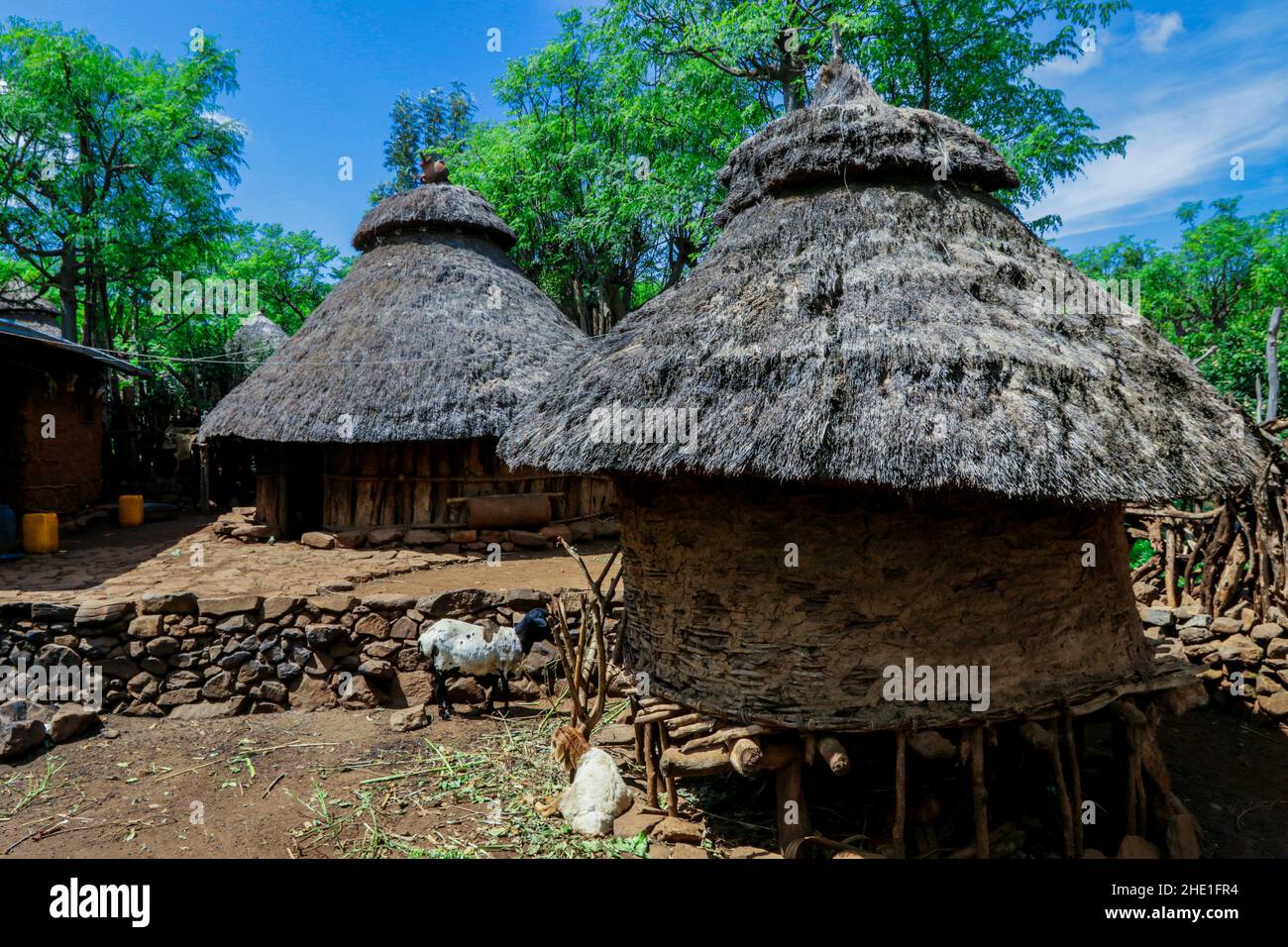 Konso Traditional African village of the Konso tribe in Ethiopia Stock Photo ...