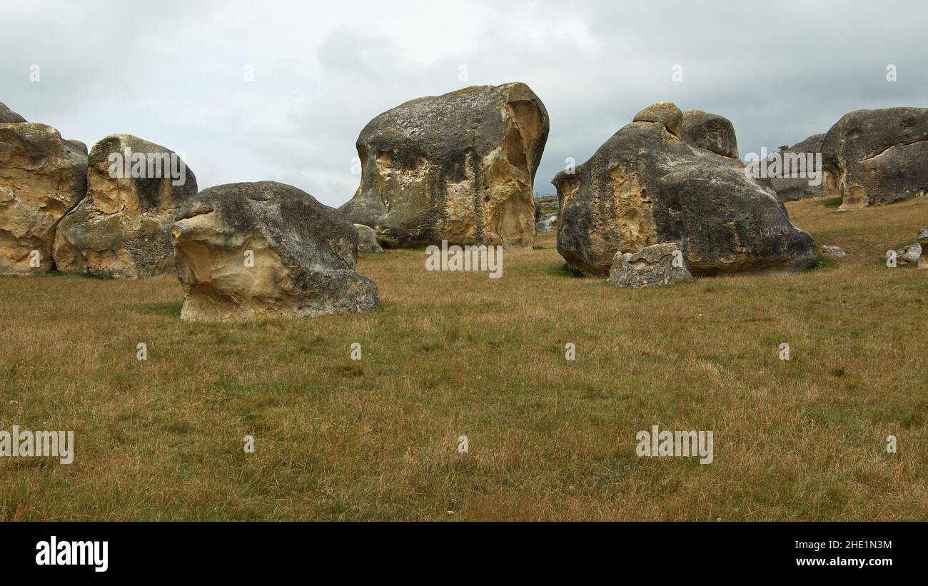 Elephant Rocks near Duntroon on South Island of New Zealand Stock Photo ...