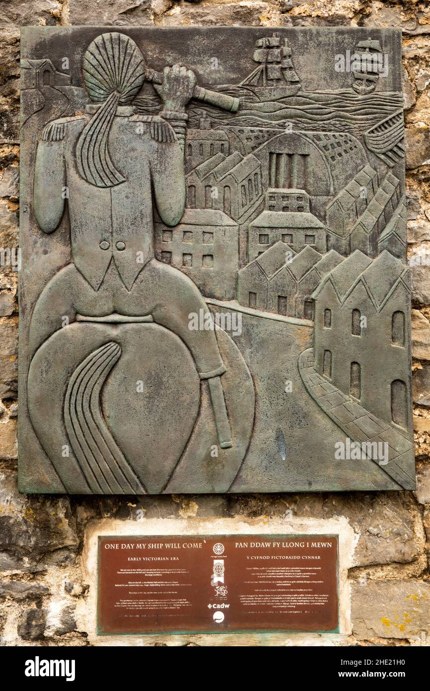 UK, Wales, Pembrokeshire, Pembroke Dock, One Day My Ship Will Come, Bronze panel by Robert Jakes Stock Photo