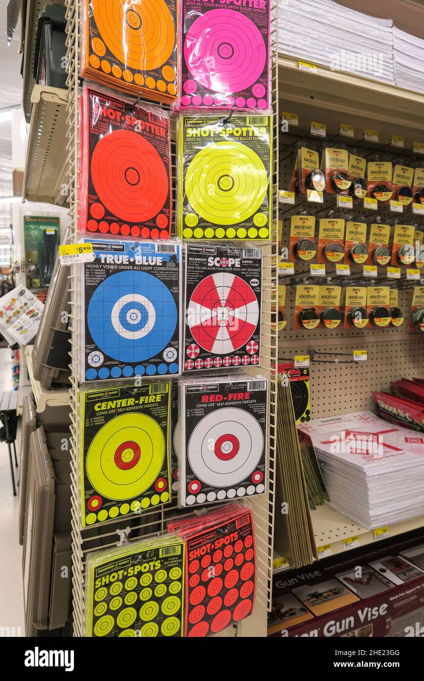 Sports store aisle usa hi-res stock photography and images - Alamy