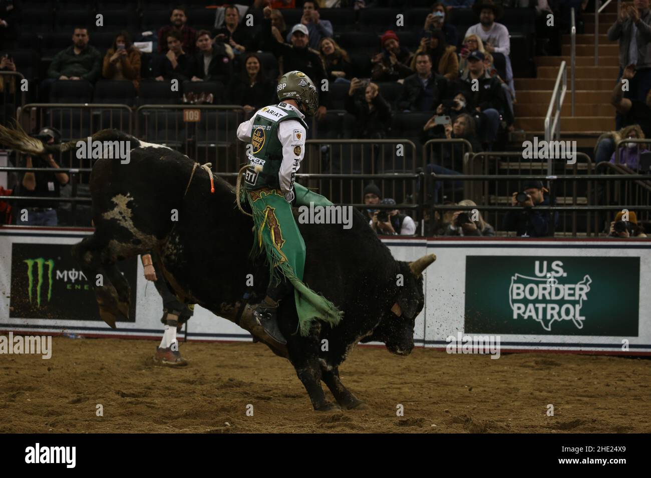 Bull Rider Cooper Davis Competes at 2022 PBR Unleash The Beast Event ...