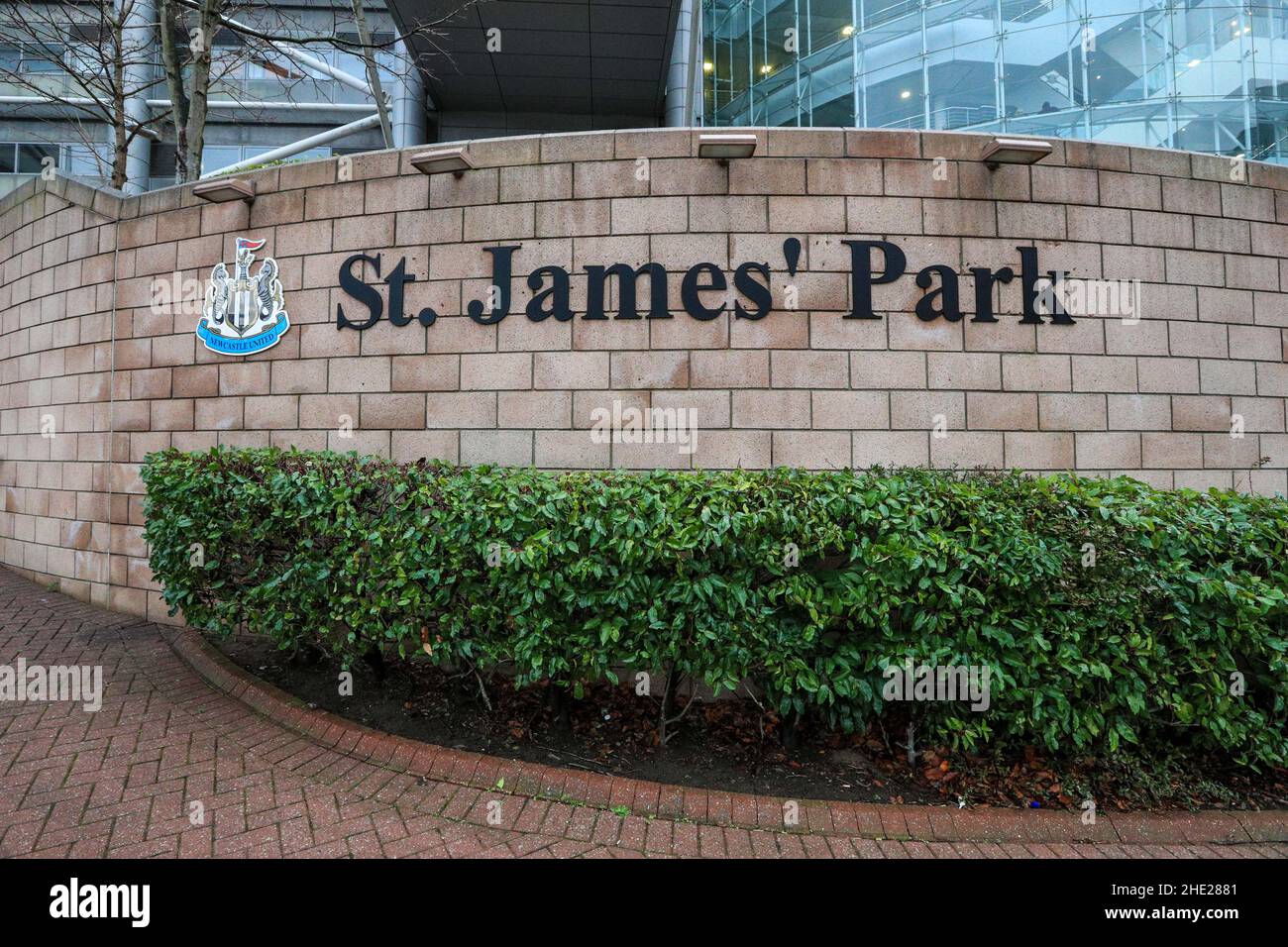 General view of the outside of st james park hi-res stock photography ...