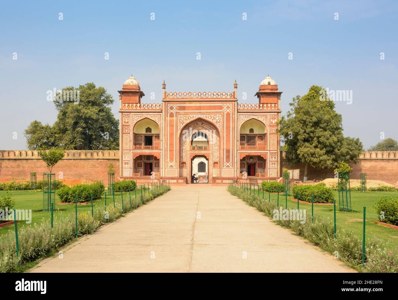 Entrance gate to the Tomb of Itmad-Ud-Daulah or Etimad-ud-Daulah, Agra, Uttar Pradesh, India. Also known as the Baby Taj or Mini Taj. Stock Photo