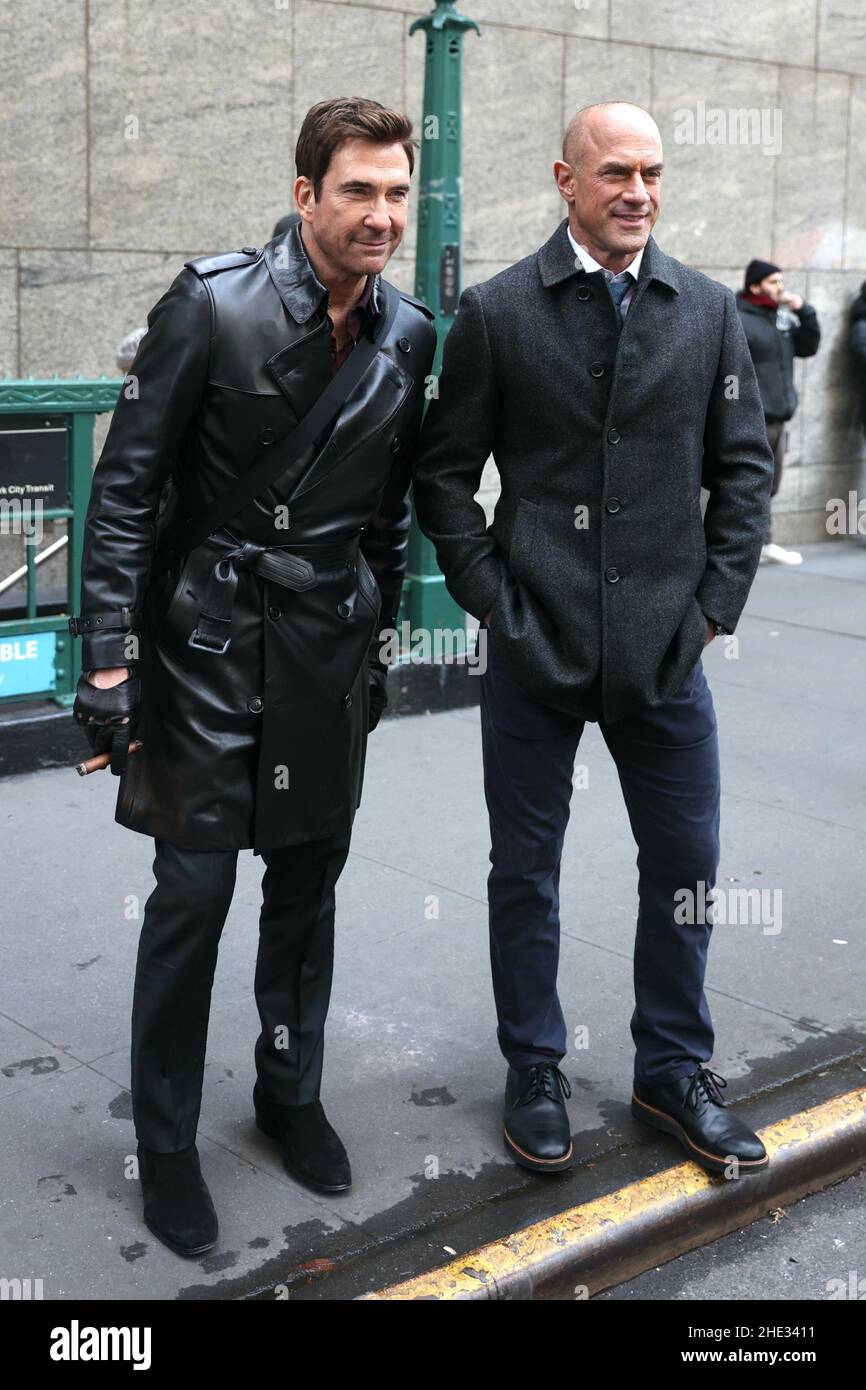 New York NY 20211201 Dylan McDermott and Christopher Meloni on set