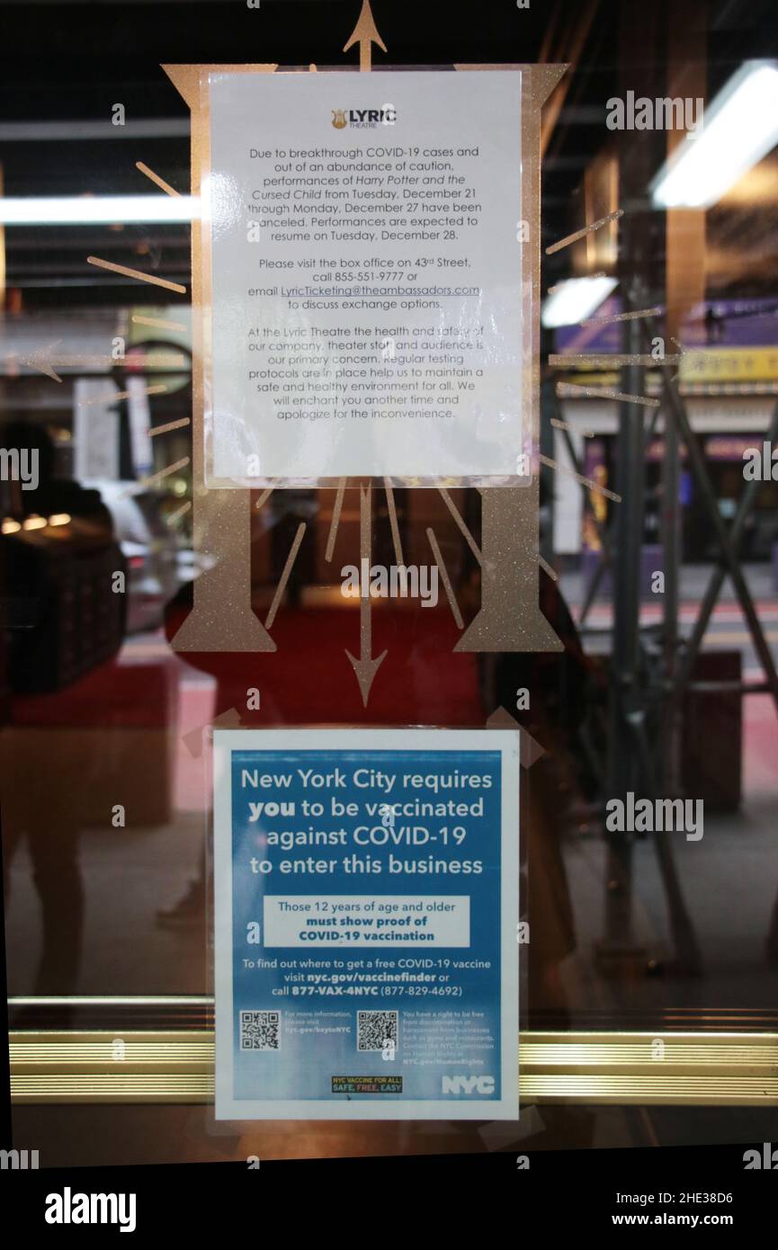 New York - NY - 20211221-More Broadway Shows Shutting Down Due to Covid ...