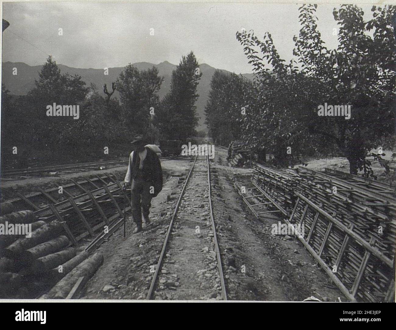 Rollbahnstrecke Abzweigung 14-15 km. Stock Photo