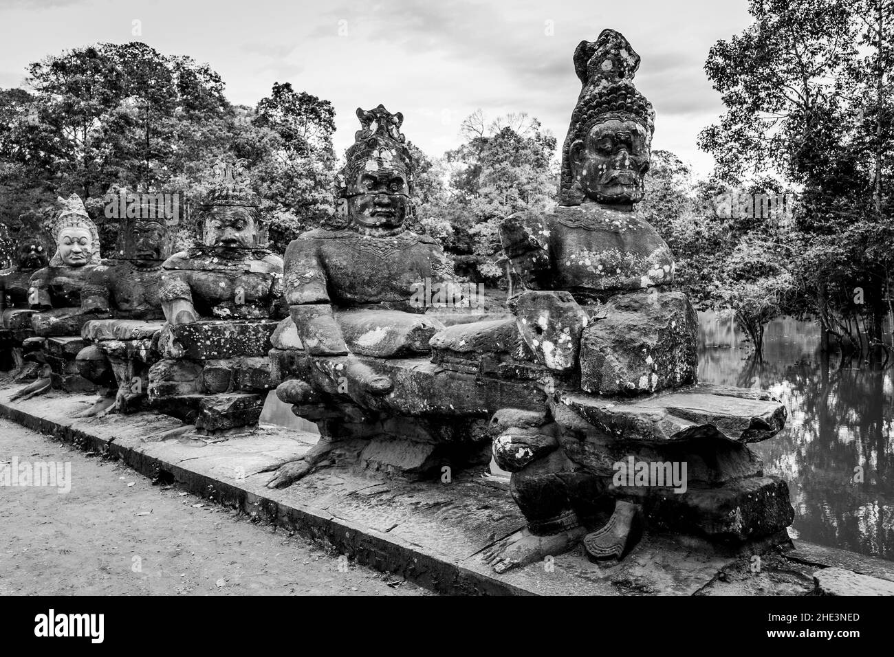 Southeast asian statues Black and White Stock Photos & Images - Alamy