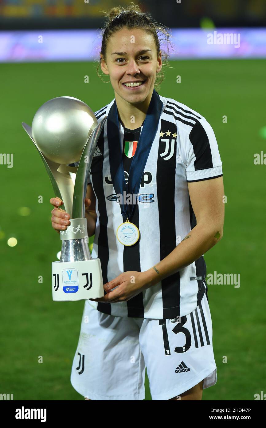 Frosinone, Italy , 08 January , 2022 Pictured left to right, Lisa Boattin of Juventus woman with cup during woman football supercup final match Juventus v Milan Credit: Massimo Insabato/Alamy Live News Stock Photo