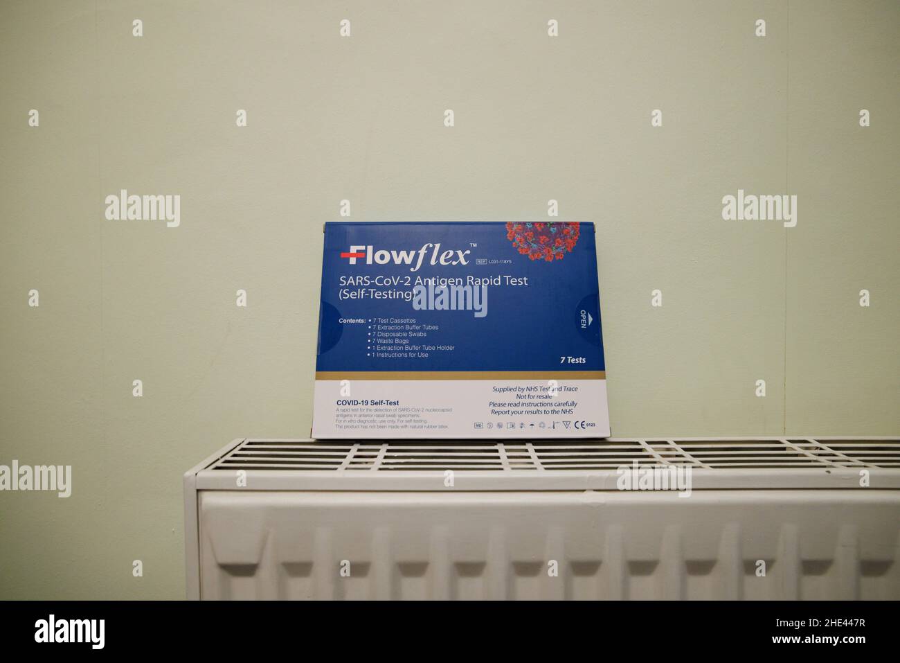 Lateral Flow Test kit for Coronavirus Covid 19. Flowflex SARS-CoV-2 ...