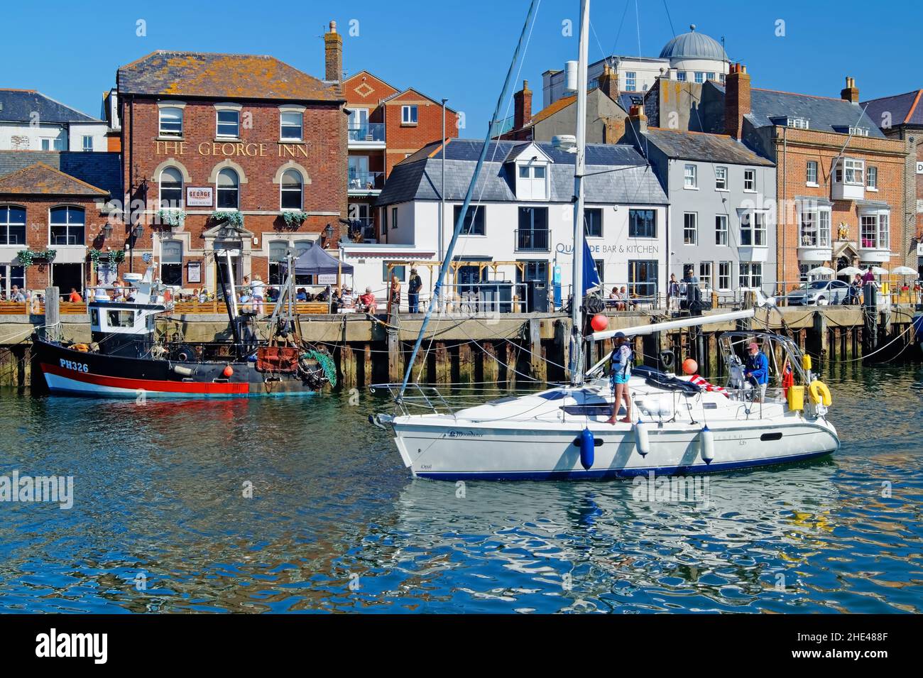 UK, Dorset, Weymouth, Harbour, Inn and Custom House at Custom