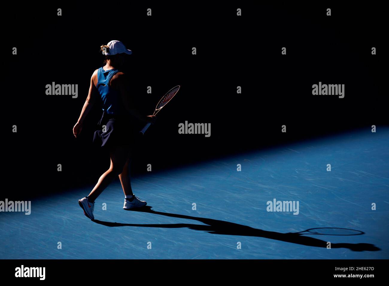SIMONA HALEP (ROU) in action at the 2022 Melbourne Summer Set Final on Sunday January 2022,  Melbourne Park Stock Photo