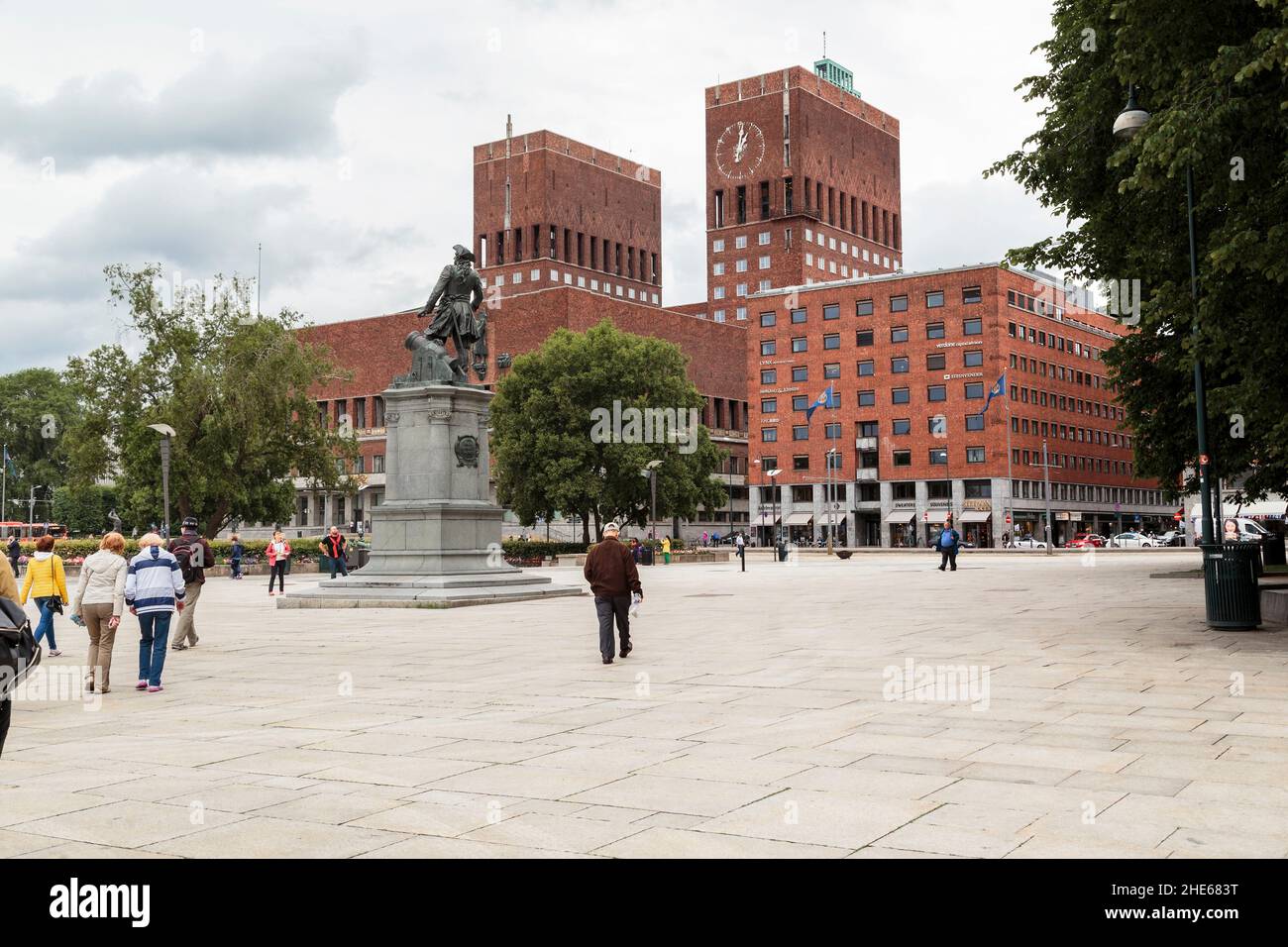 Oslo city hall sculpture hi-res stock photography and images - Alamy