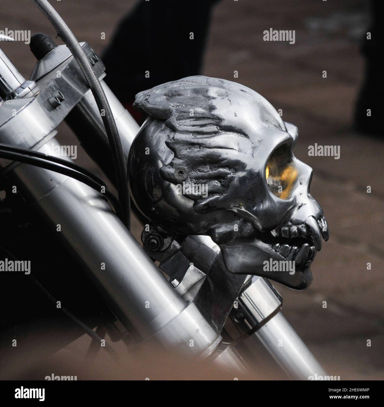 Skull headlight hi-res stock photography and images - Alamy, image size:1300x1378