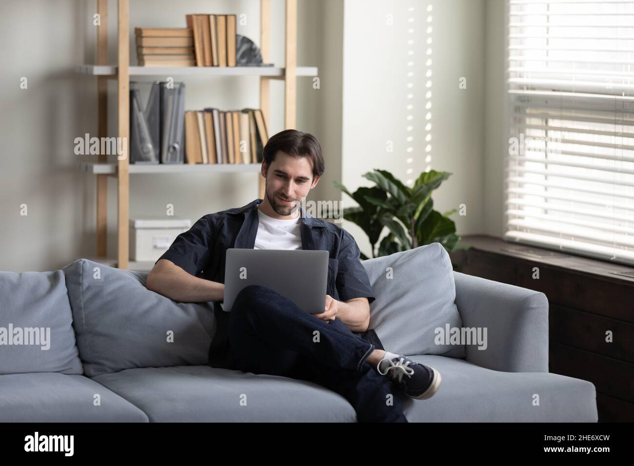 Employee computer game hi-res stock photography and images - Alamy