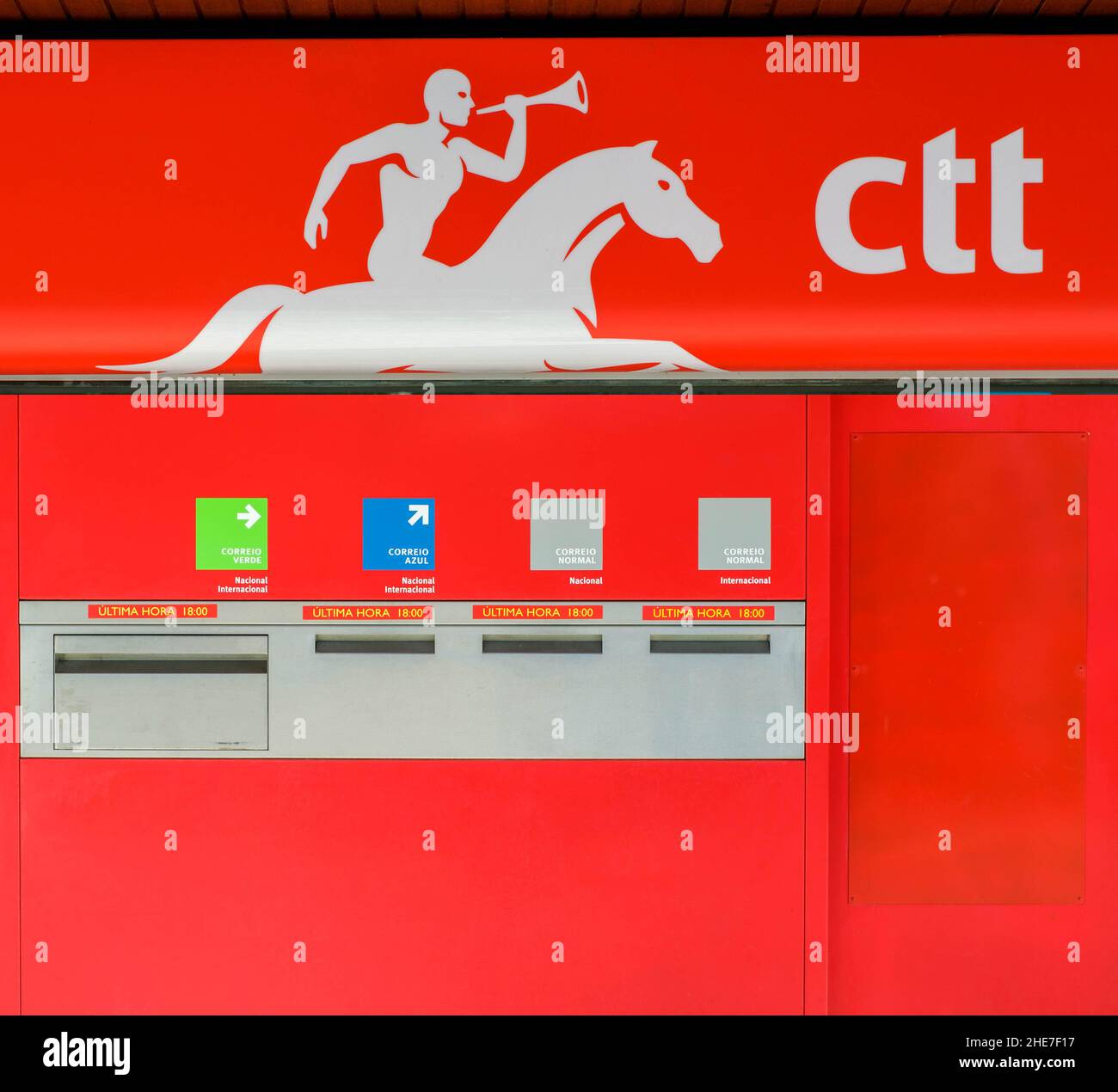 Portuguese Lottery Sign Jogos Santa Casa And Portugal Post Office CTT Pay  Shop Sign Outside A Newsagents Shop In Tavira Portugal Stock Photo - Alamy