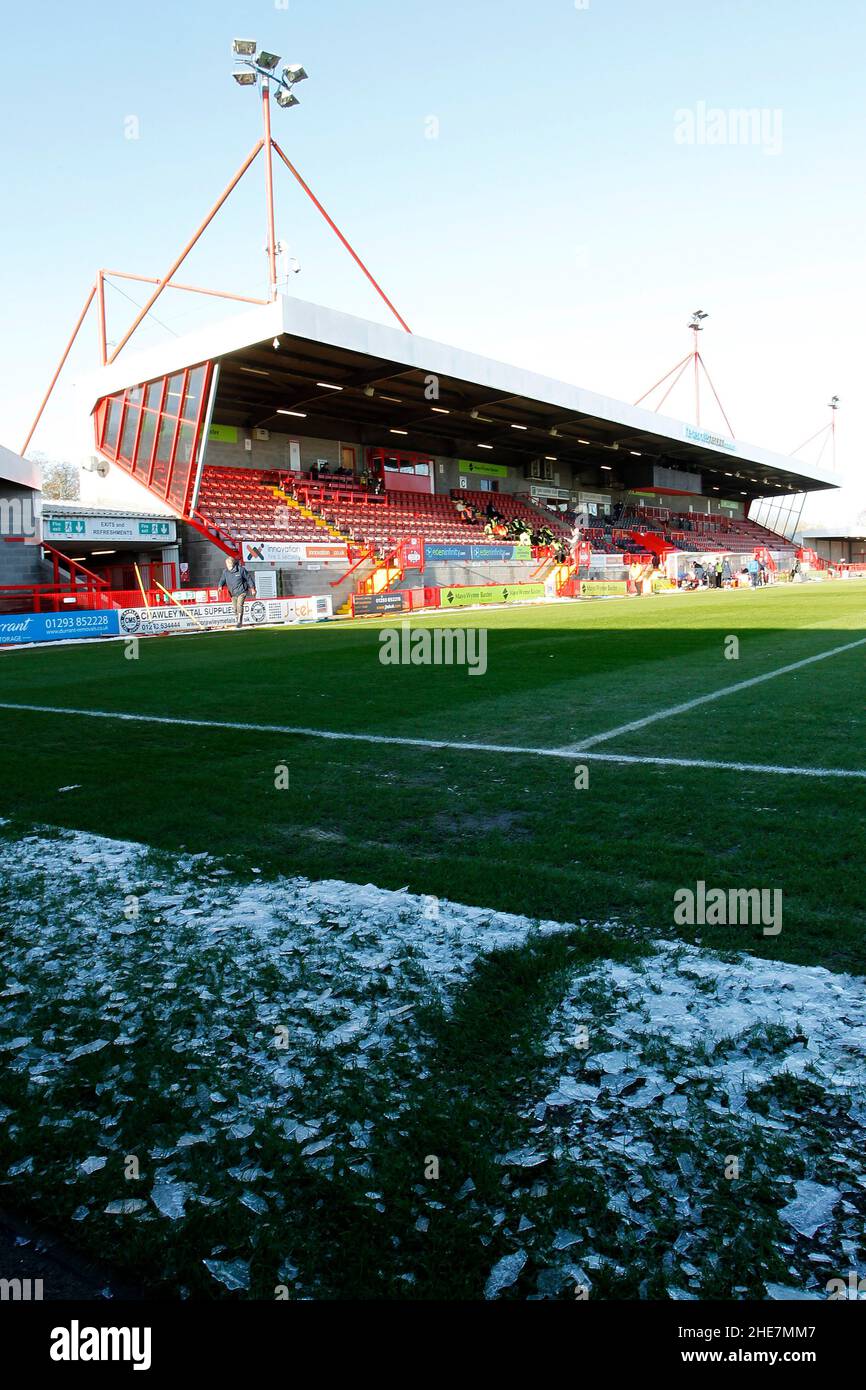 London, UK. 01st Feb, 2018. CRAWLEY, United Kingdom, DECEMBER 12: A general view of the icy conditions during Barclays FA Woman Super League between Brighton and Hove Albion and Manchester United at The People's Pension Stadium, Crawly on 12th December, 2021 Credit: Action Foto Sport/Alamy Live News Stock Photo