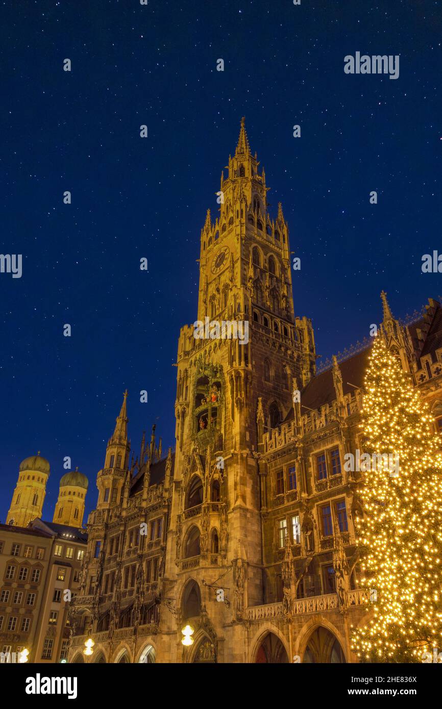 Town hall on Marienplatz at Christmas time, Munich, Bavaria, Germany Stock Photo