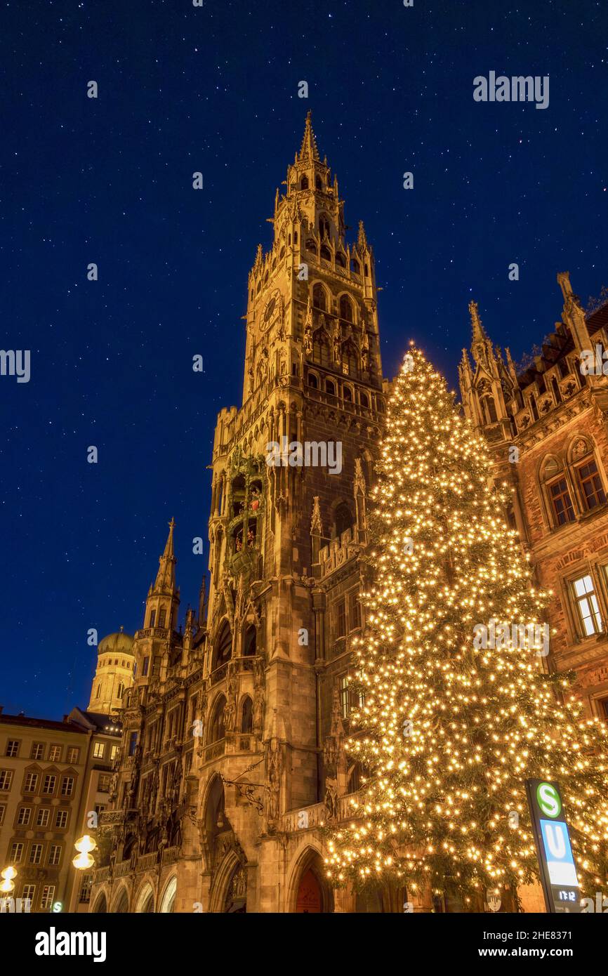 Town hall on Marienplatz at Christmas time, Munich, Bavaria, Germany Stock Photo