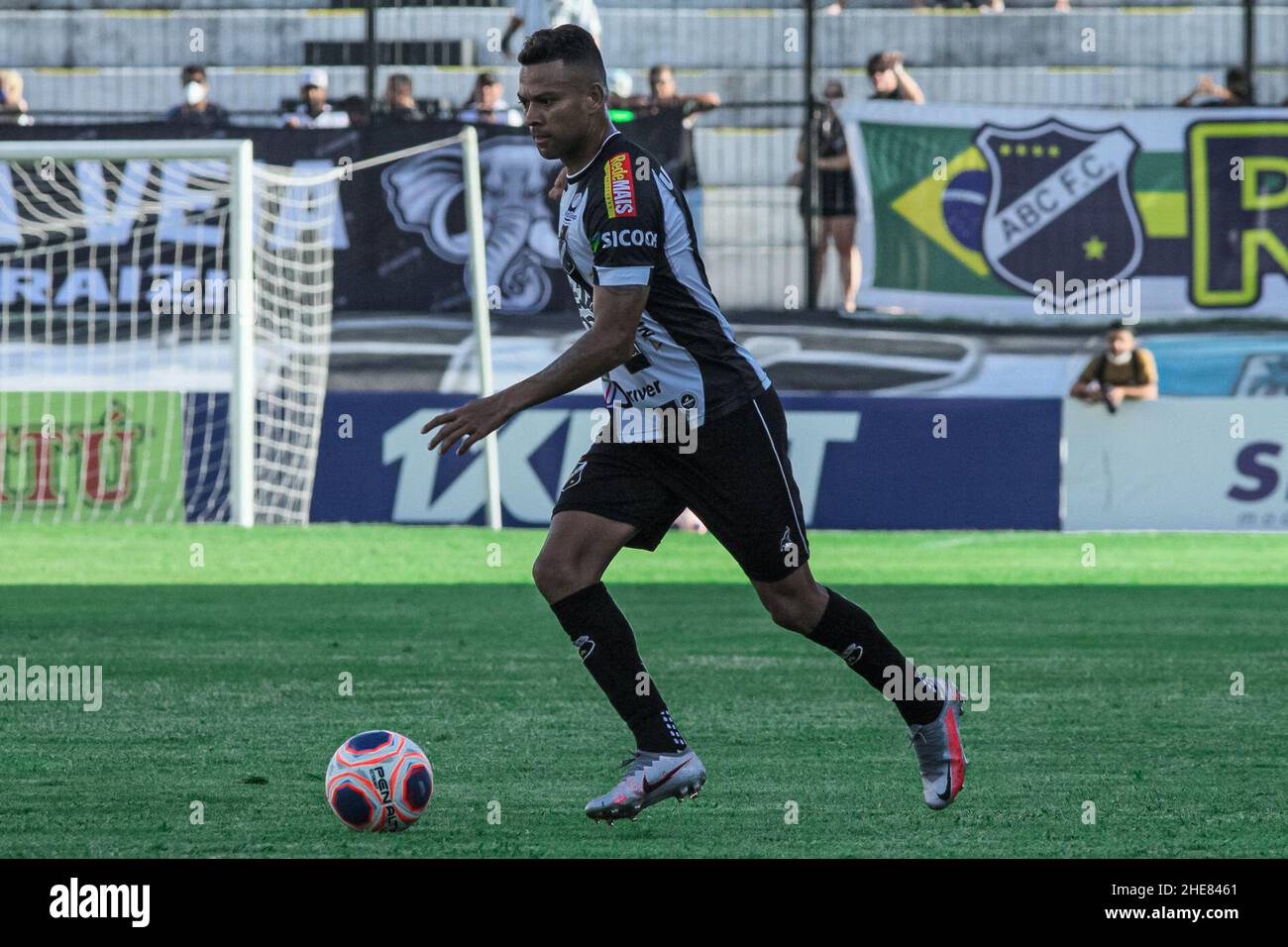 Natal, Brazil. 09th Jan, 2022. RN - Natal - 01/09/2022 - POTIGUAR 2022, ABC-RN X GLOBO-RN - Wallyson ABC player during a match against Globo at Frasqueirao stadium for the Potiguar 2022 championship. Photo: Guilherme Drovas/AGIF/Sipa USA Credit: Sipa USA/Alamy Live News Stock Photo